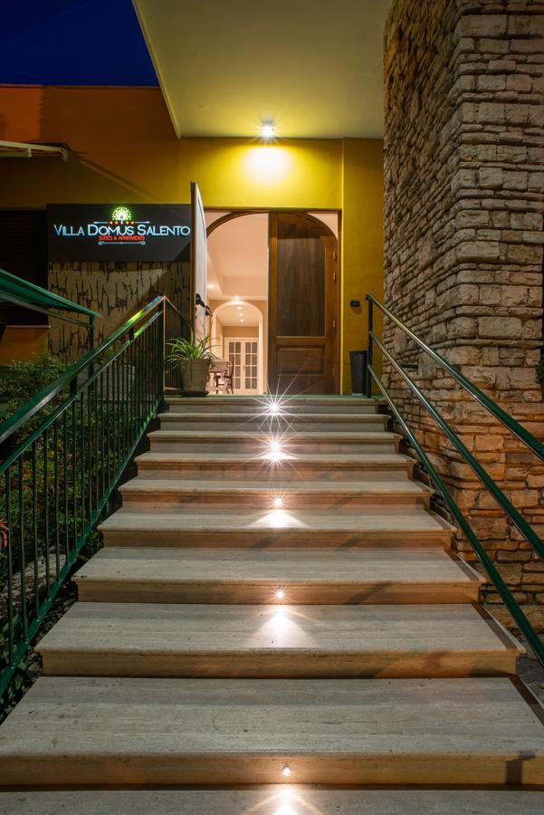 Domus Salento & Con Parcheggio Privato In Loco Lecce