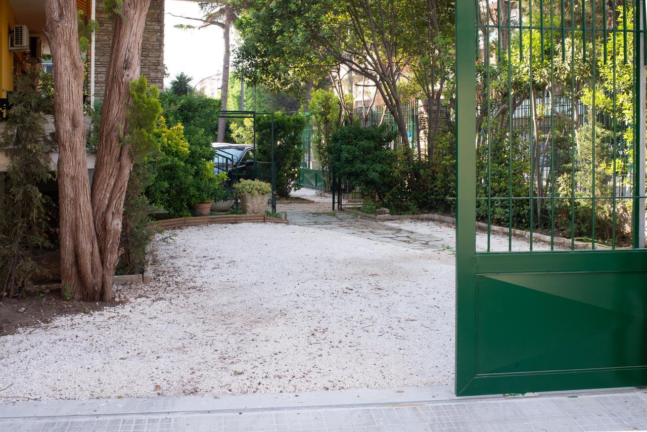 Domus Salento & Con Parcheggio Privato In Loco 4*