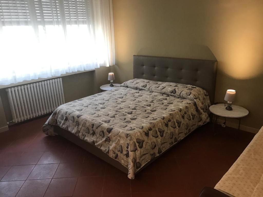 Domus Salento & Con Parcheggio Privato In Loco 4*