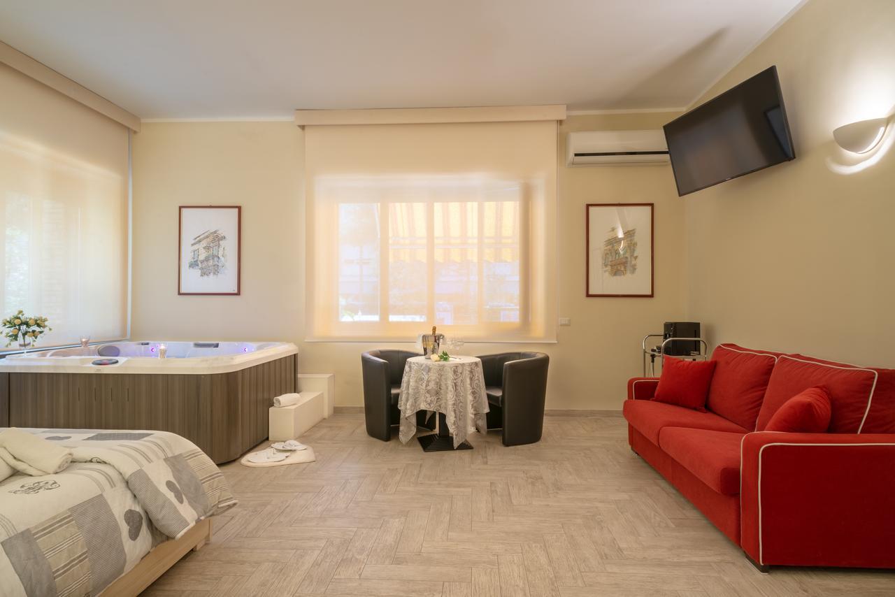 Frühstückspension Domus Salento & Con Parcheggio Privato In Loco