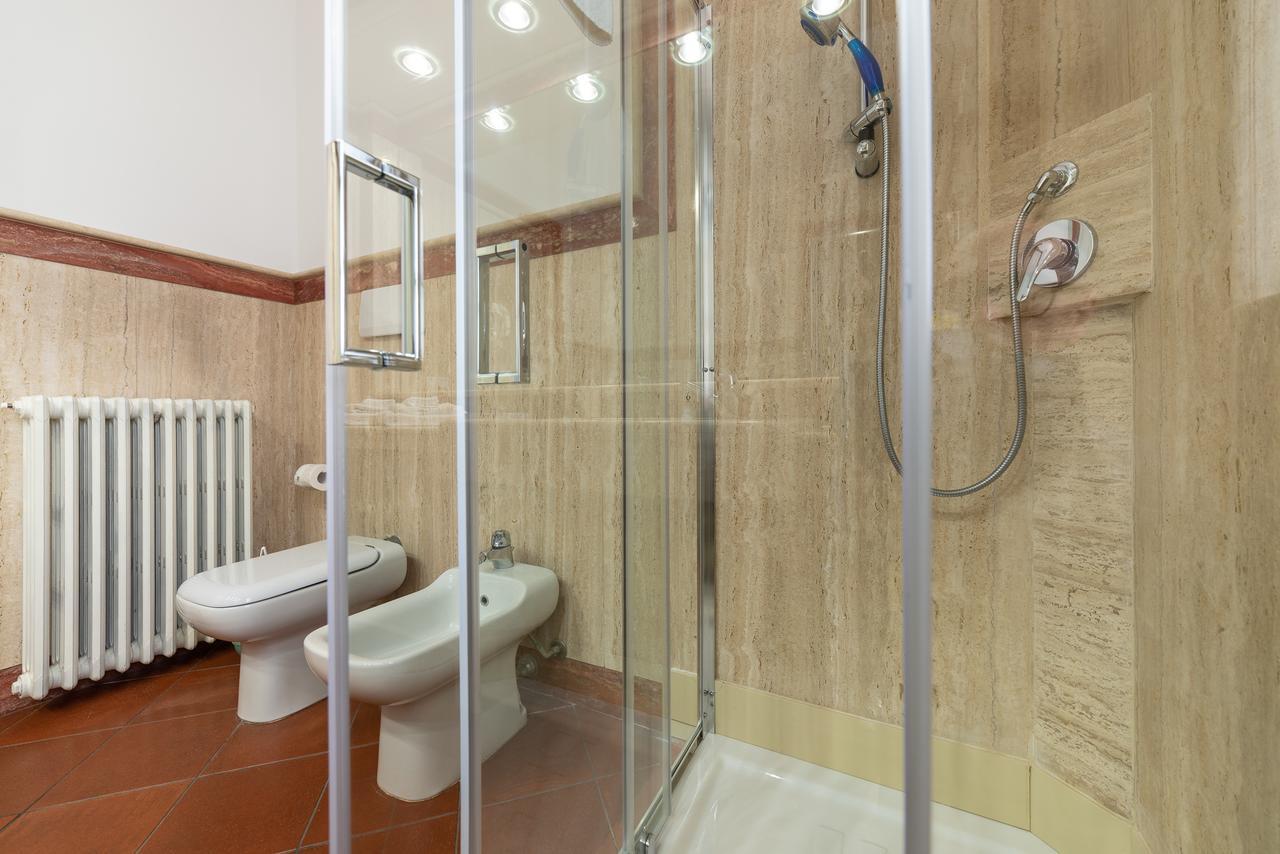 Domus Salento & Con Parcheggio Privato In Loco 4* Lecce